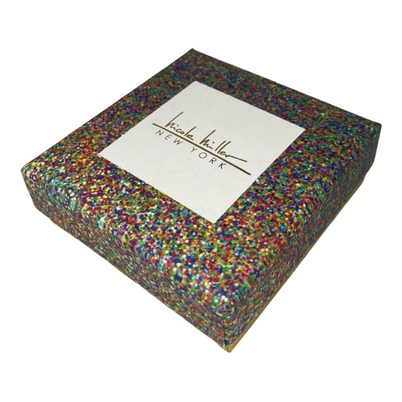 New Nicole Miller New York Post Earrings Two Pairs - Picture 5 of 8